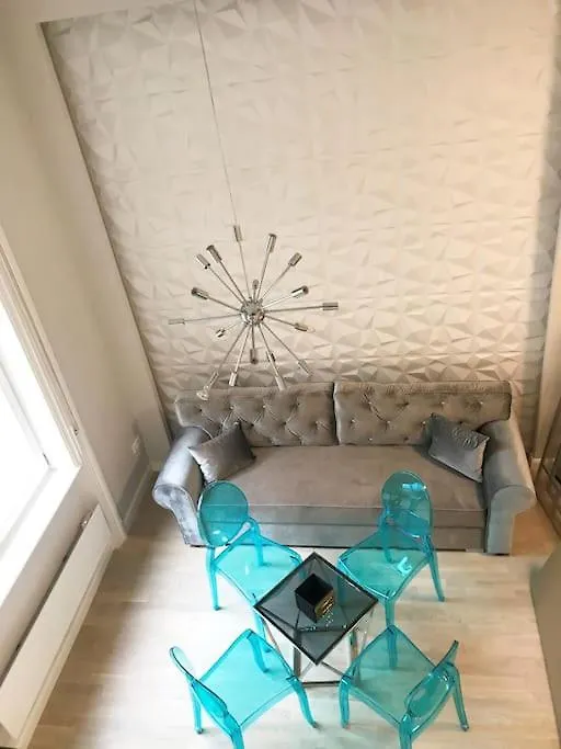 Stylish Apartment Near The River Budapest